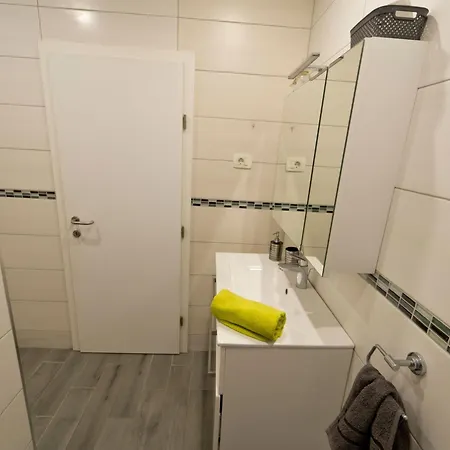 Luka Mit Pool- Gelegen In By Interhome